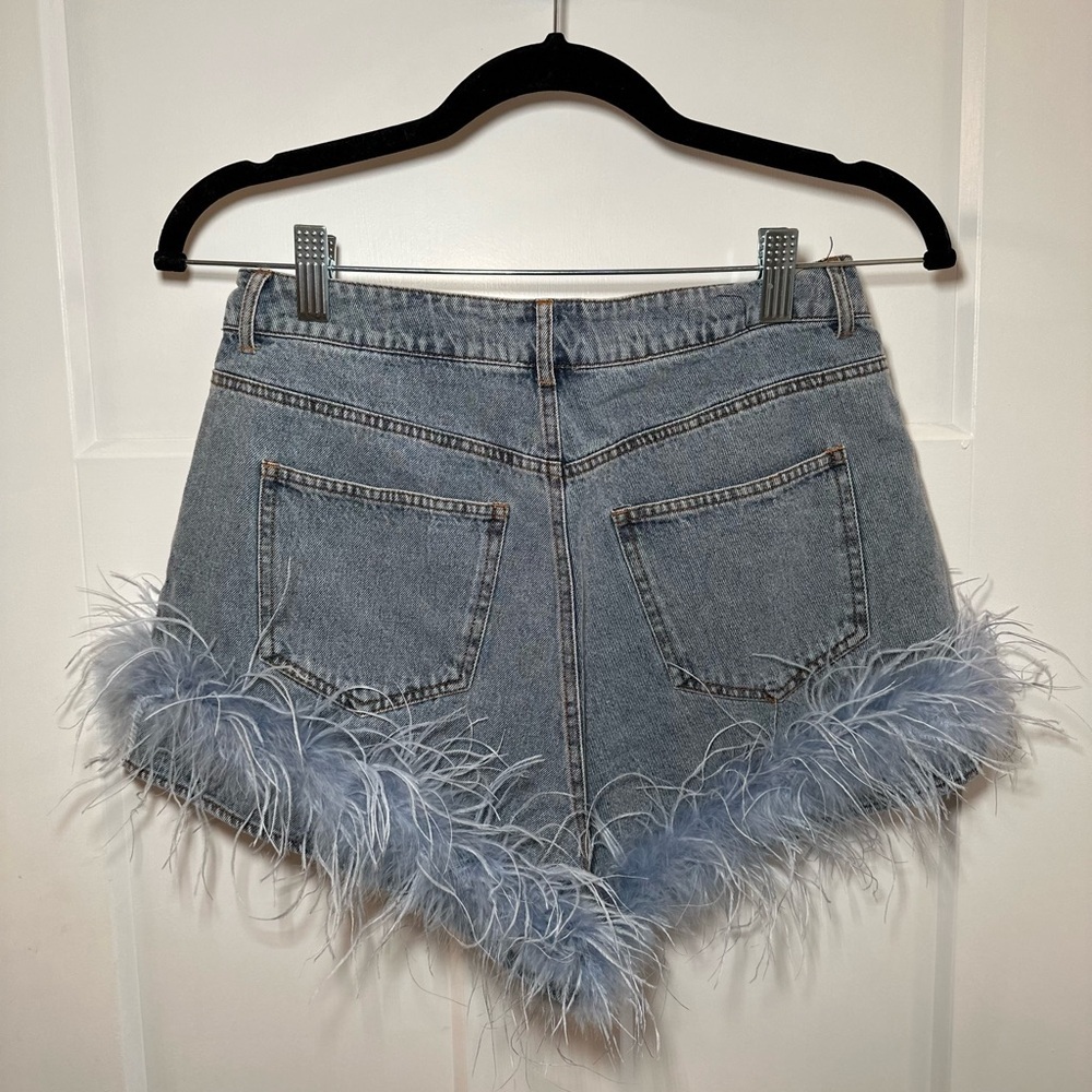Le Lis Blue Feather Trim Jean Shorts - Picture 2 of 3